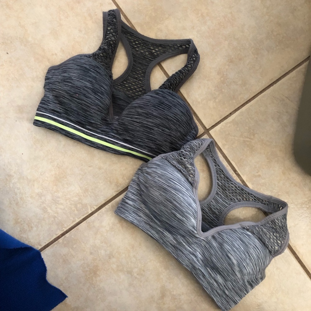 Lot of 2 Xs Victoria Secret push-up sports bra